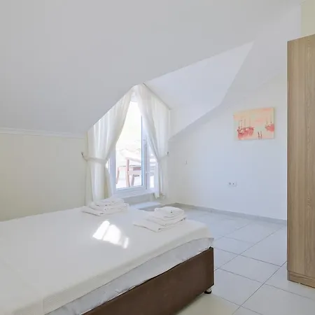 Vila Orka Crystal